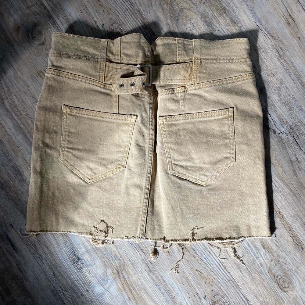 Skirt - Picture 2 of 3